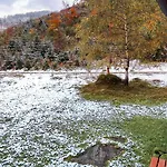 Szalas Na Szlaku 木屋 Witów